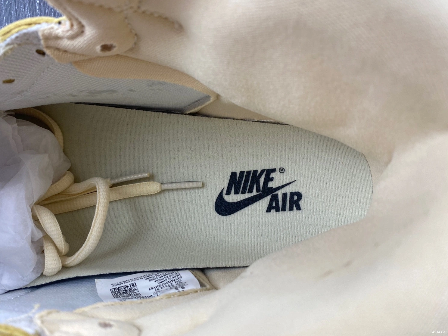 Vibrations Naija FD8631-100 Jordan of Air 1 0926
